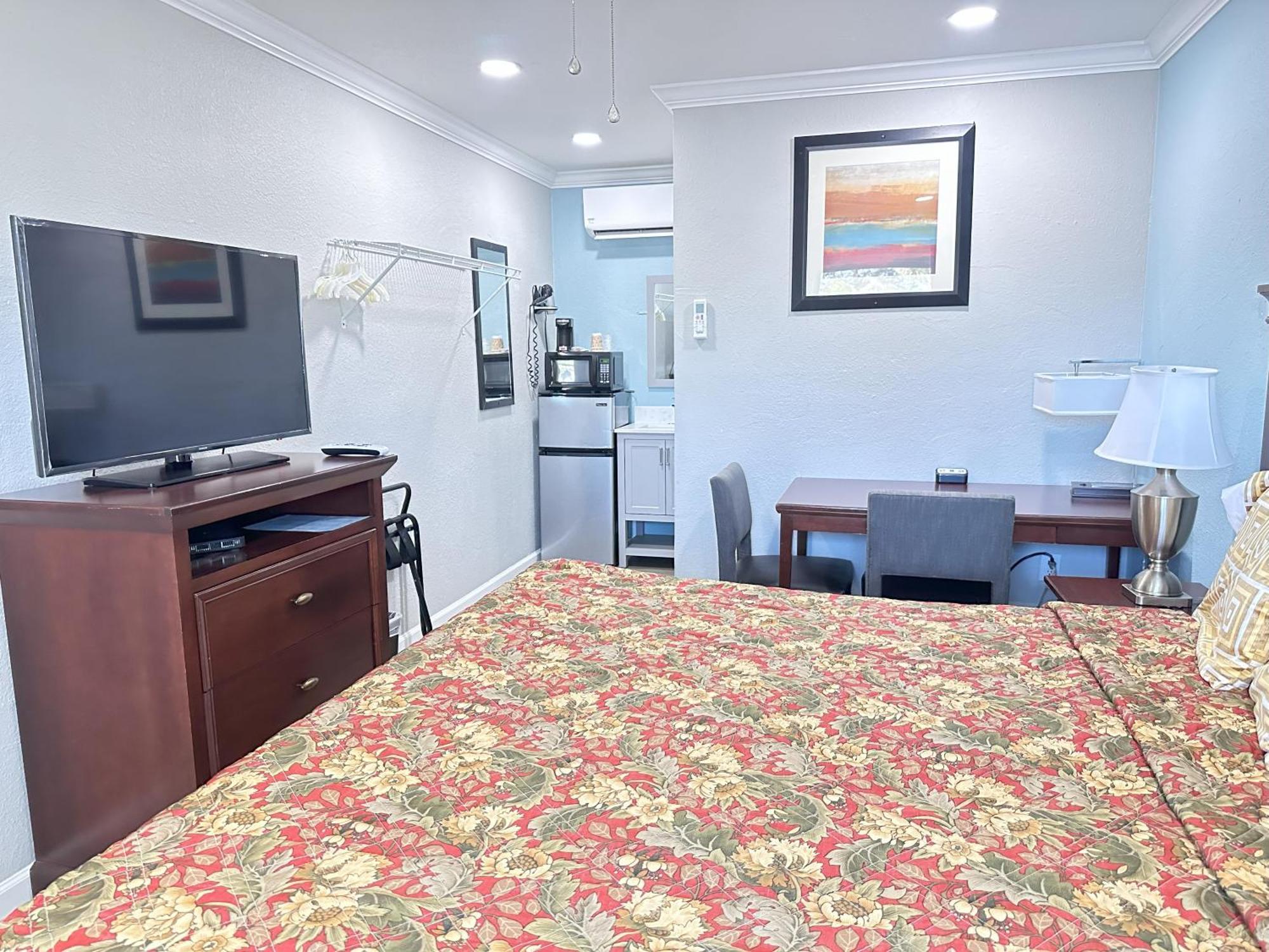 Sunshine Inn & Suites Venice, Florida Venice Gardens Bagian luar foto