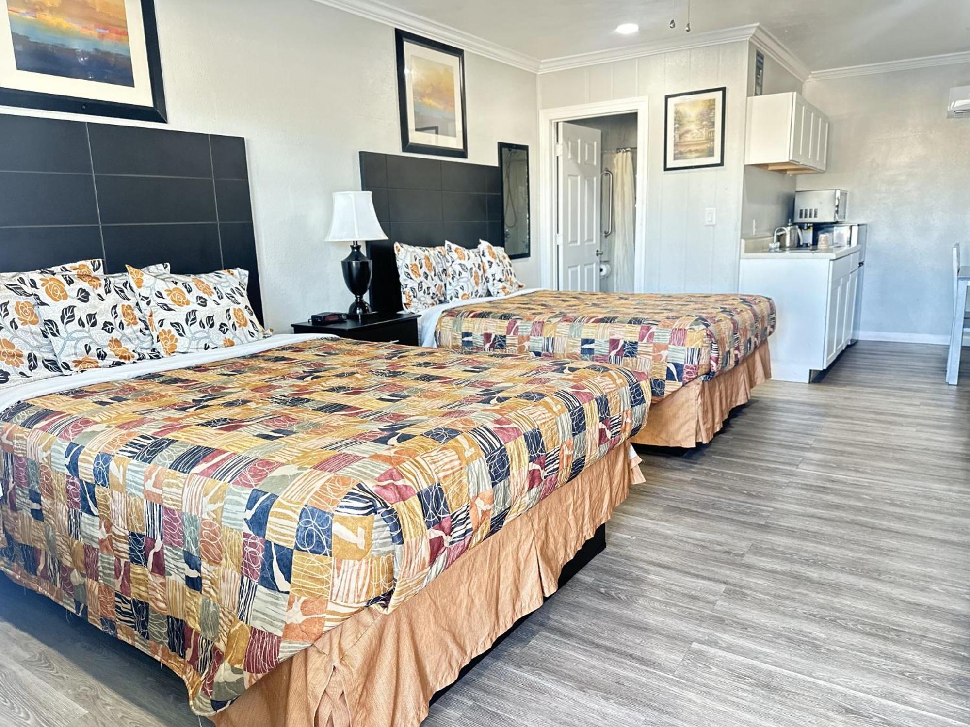 Sunshine Inn & Suites Venice, Florida Venice Gardens Bagian luar foto