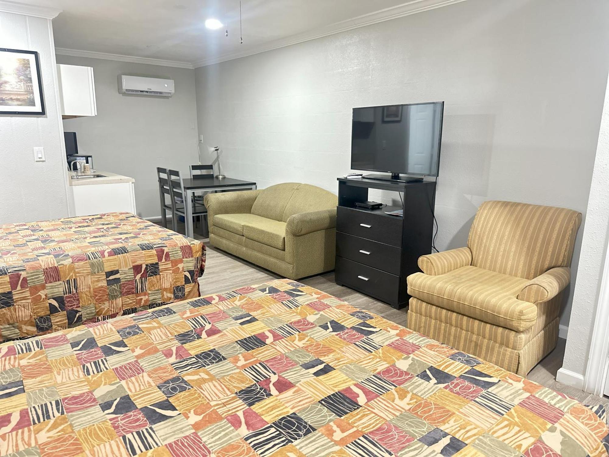 Sunshine Inn & Suites Venice, Florida Venice Gardens Bagian luar foto