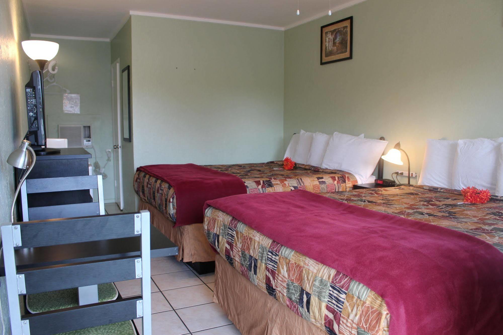 Sunshine Inn & Suites Venice, Florida Venice Gardens Bagian luar foto